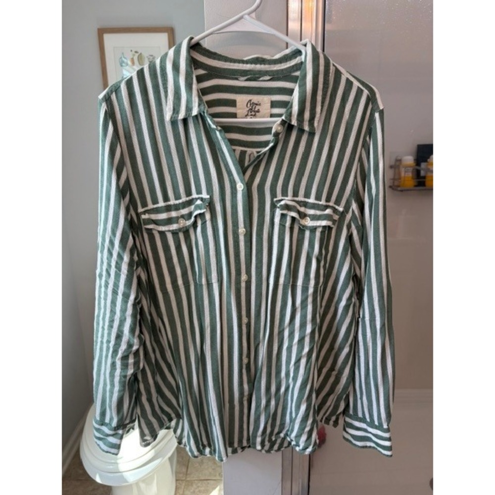 Cosmic Bue Love Shirt Women's L Green White Striped Button Down Rayon Blouse